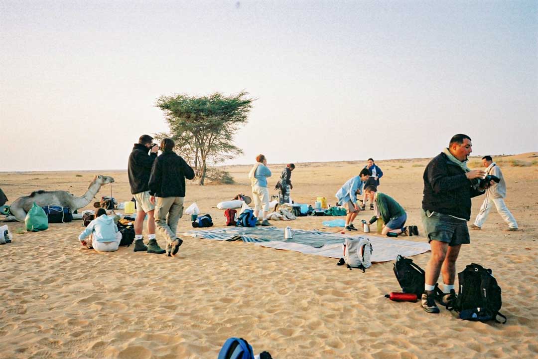 Debout dans les dunes 